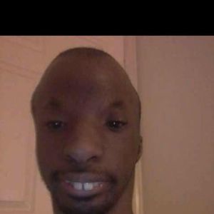 Meet your Posher, Devin